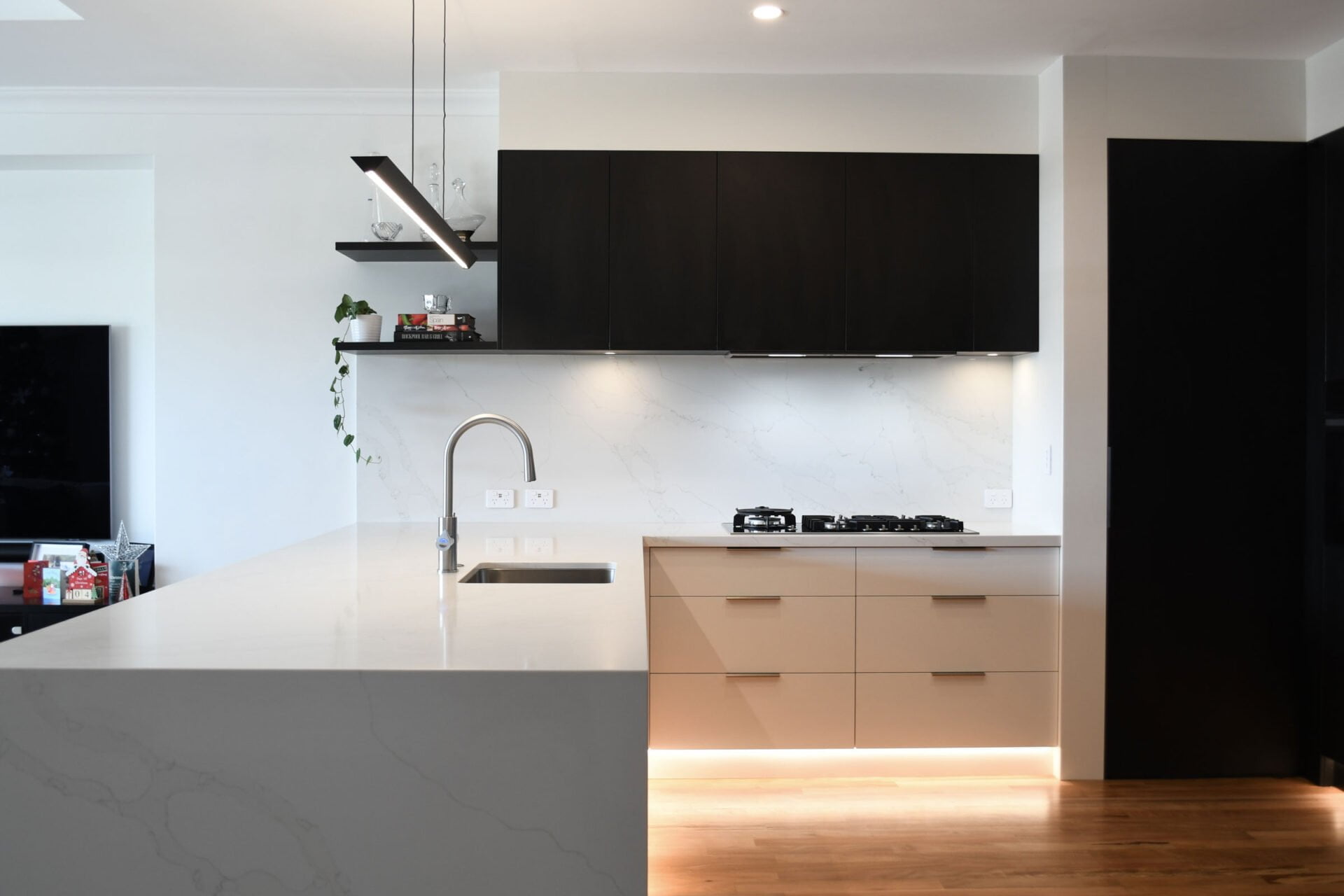 Customising Your Kitchens Perth Renovation for the Home Master Chef2